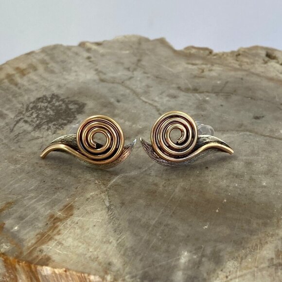 Artisan Textured Sterling Silver 925 Copper Mixed Metal Spiral Stud Earrings - Picture 9 of 16